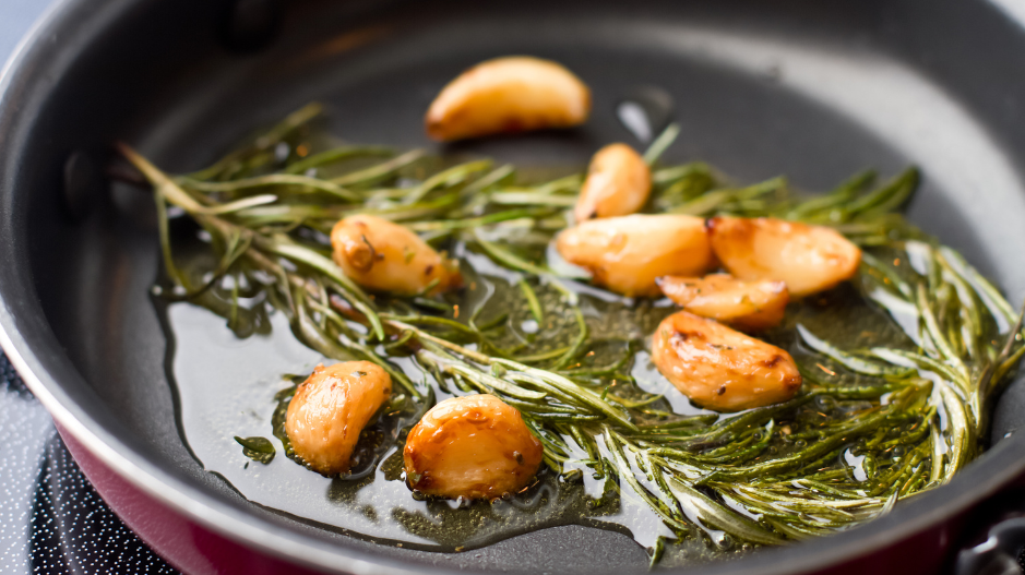 Rethinking Olive Oil: Why It's Ideal for Cooking at High Temperatures