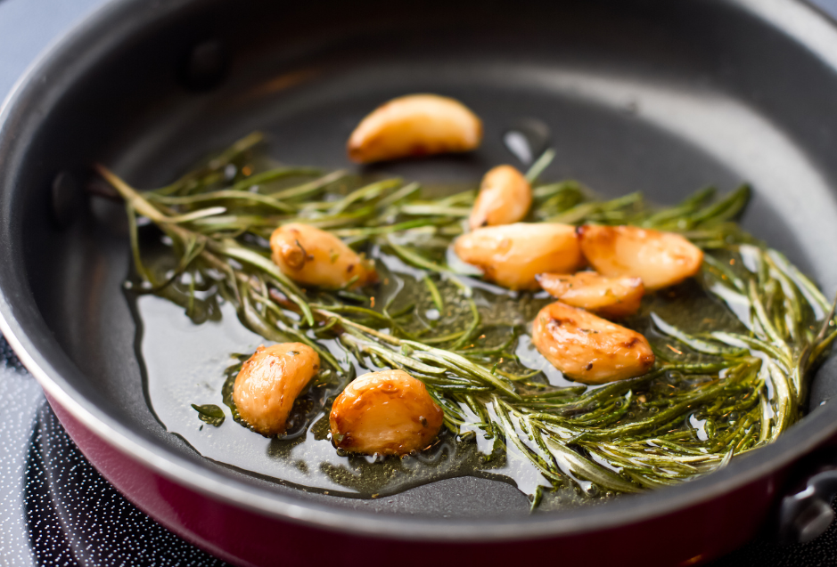 Rethinking Olive Oil: Why It's Ideal for Cooking at High Temperatures