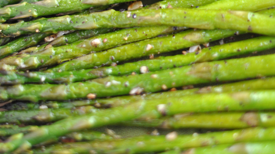 Roasted Asparagus With Feta