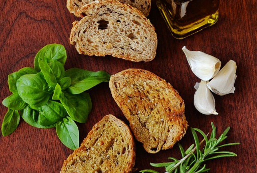 Toasted Bread With Olive Oil Nuvo Olive Oil