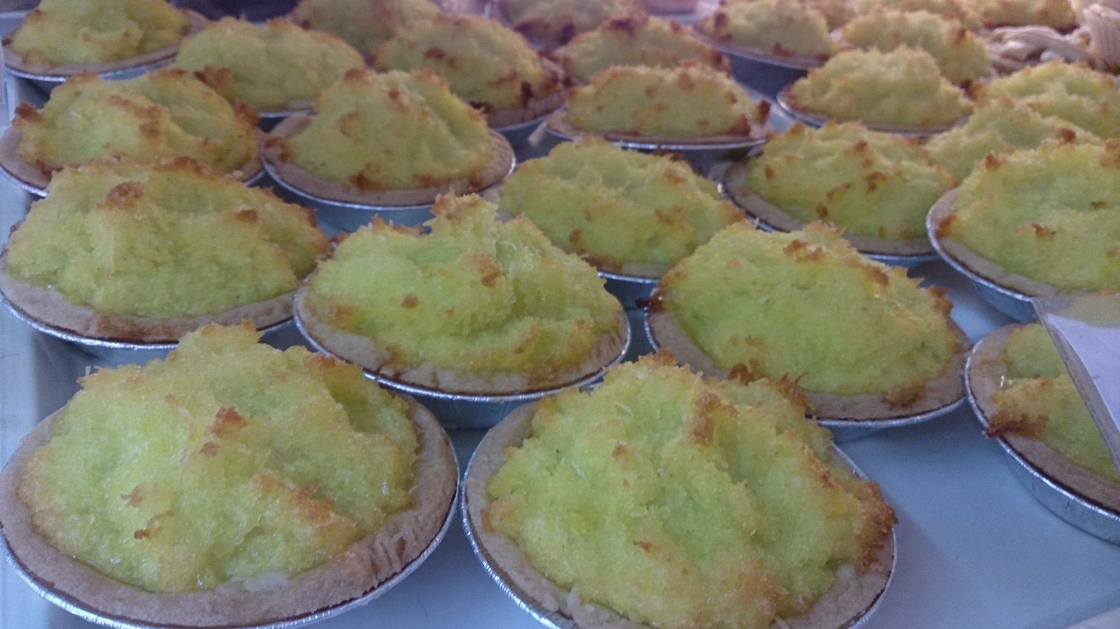 Pineapple Coconut Muffins