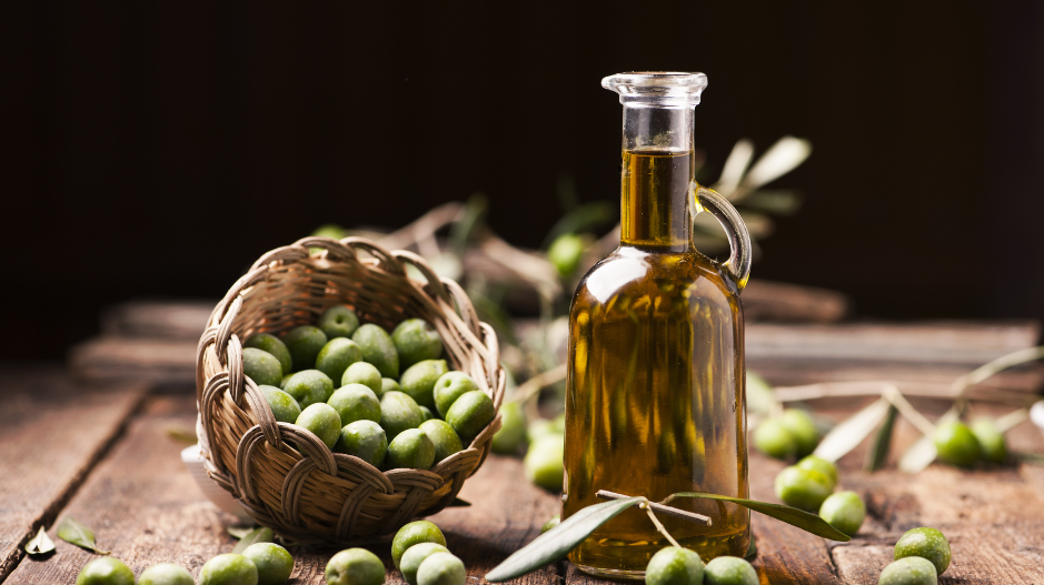 Extra Virgin Olive Oil 101: What Makes It So Special?