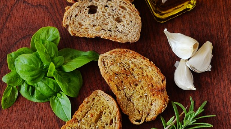 Toasted Bread With Olive Oil